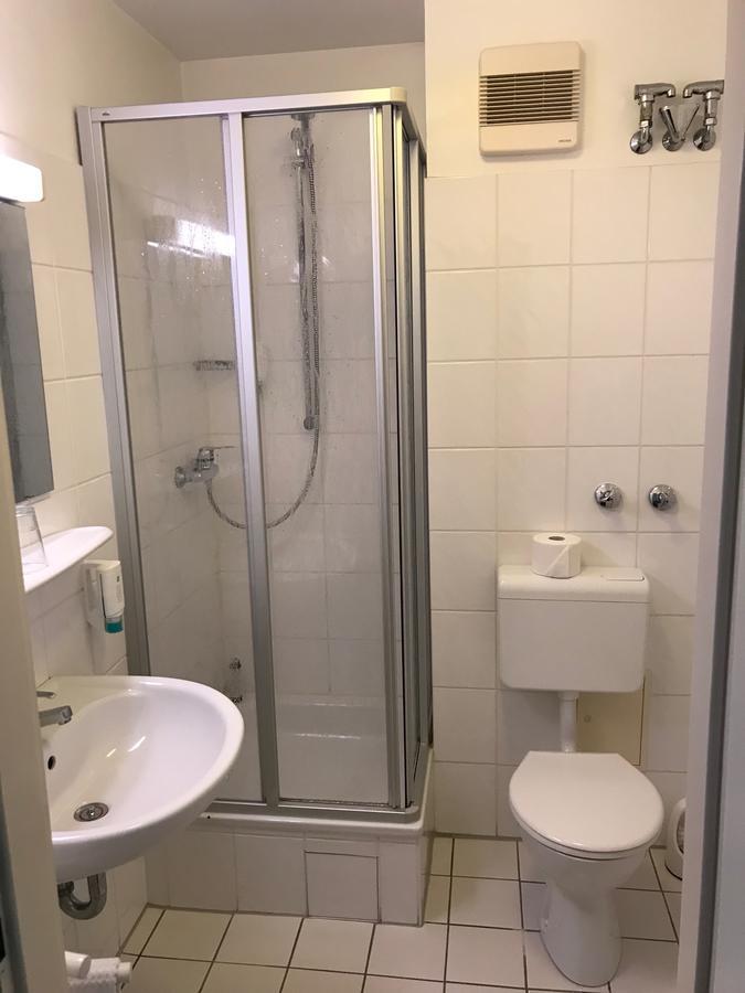 Affittacamere Gaestehaus Alpinia 2*